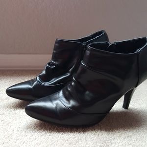 FINAL PRICE Metaphor Blk high heels ankle boots